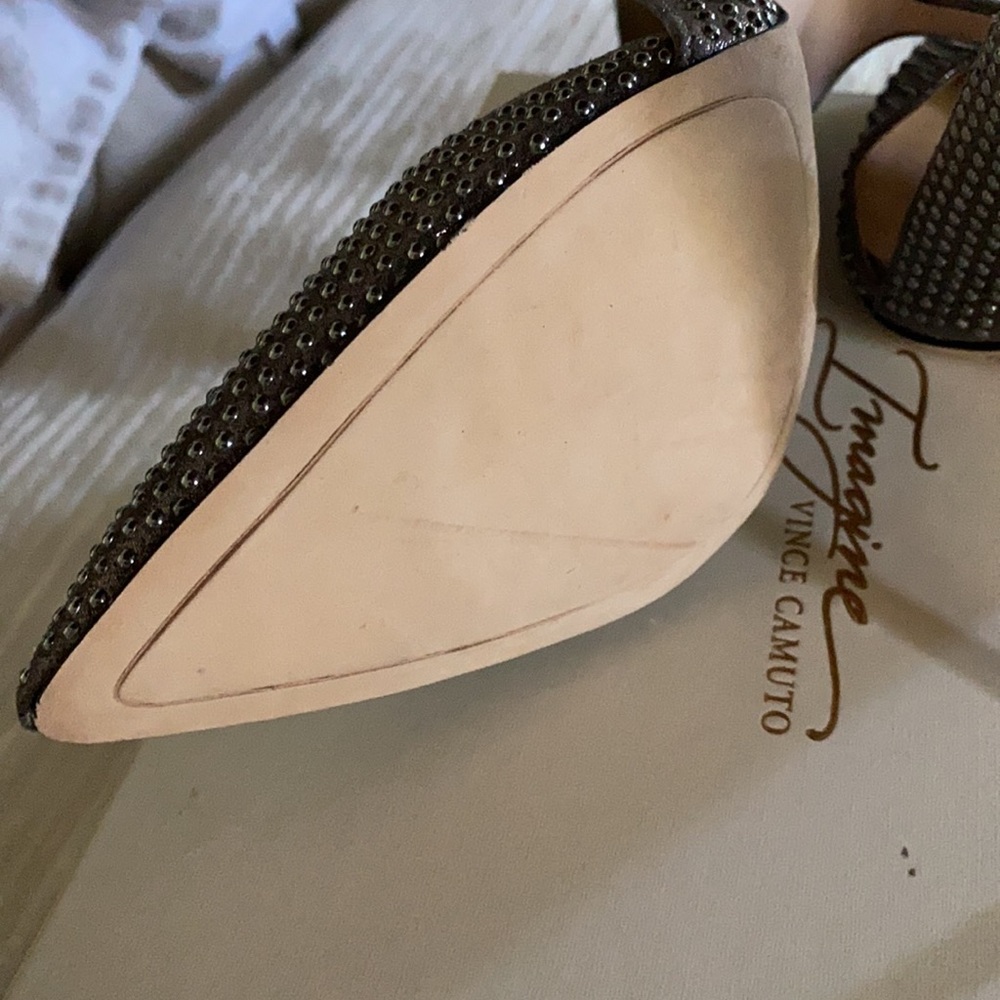 ImagineVince Camuto Ossie Anthracite Metallic Pump - Picture 3 of 4
